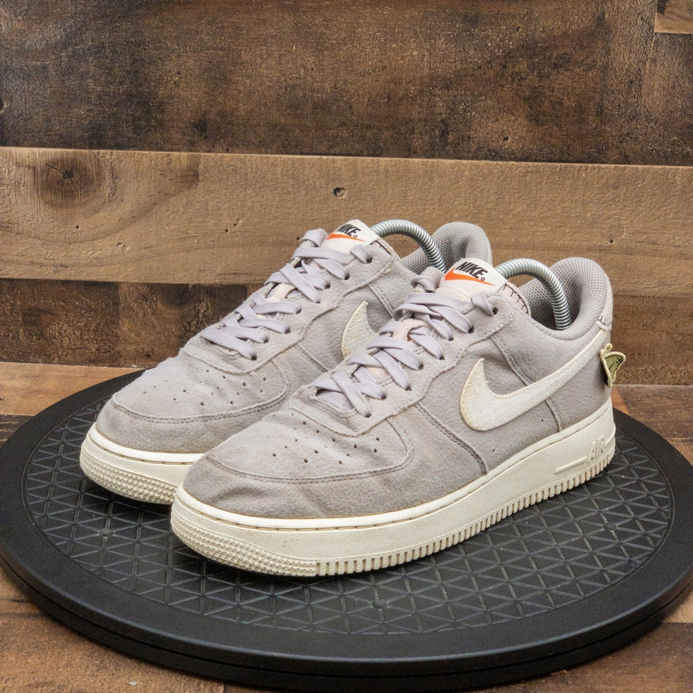 NIKE AIR FORCE ONE ‘07 SE SPRUNG AIR WOMENS ATHLETIC SHOES RETRO SNEAKER SZ 9.5